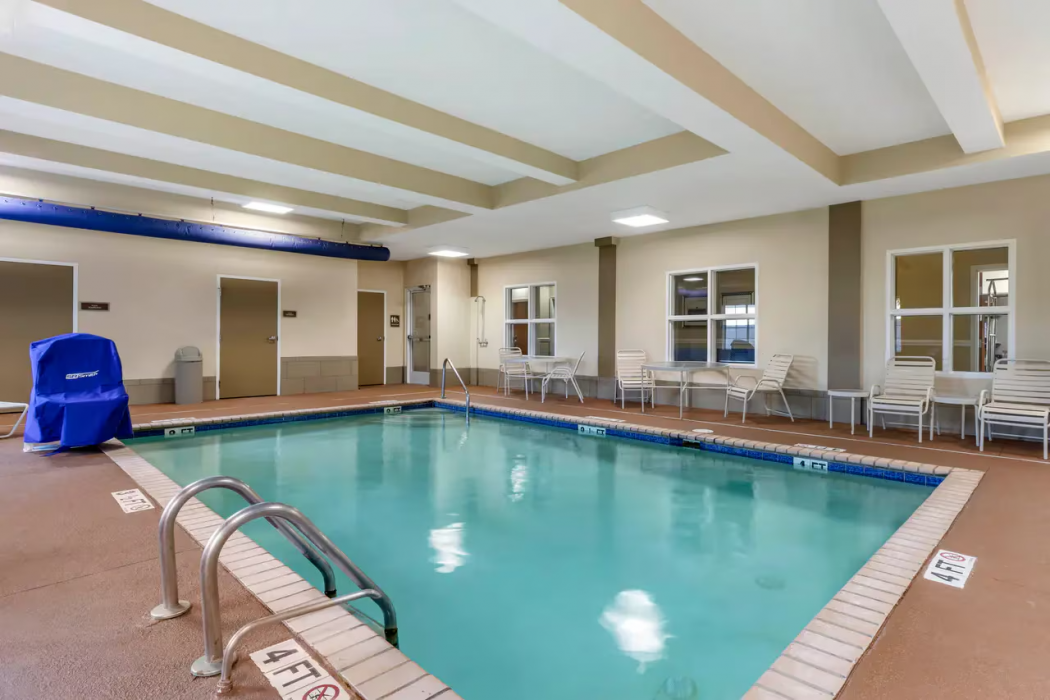 Comfort Inn & Suites Orangeburg 22/36