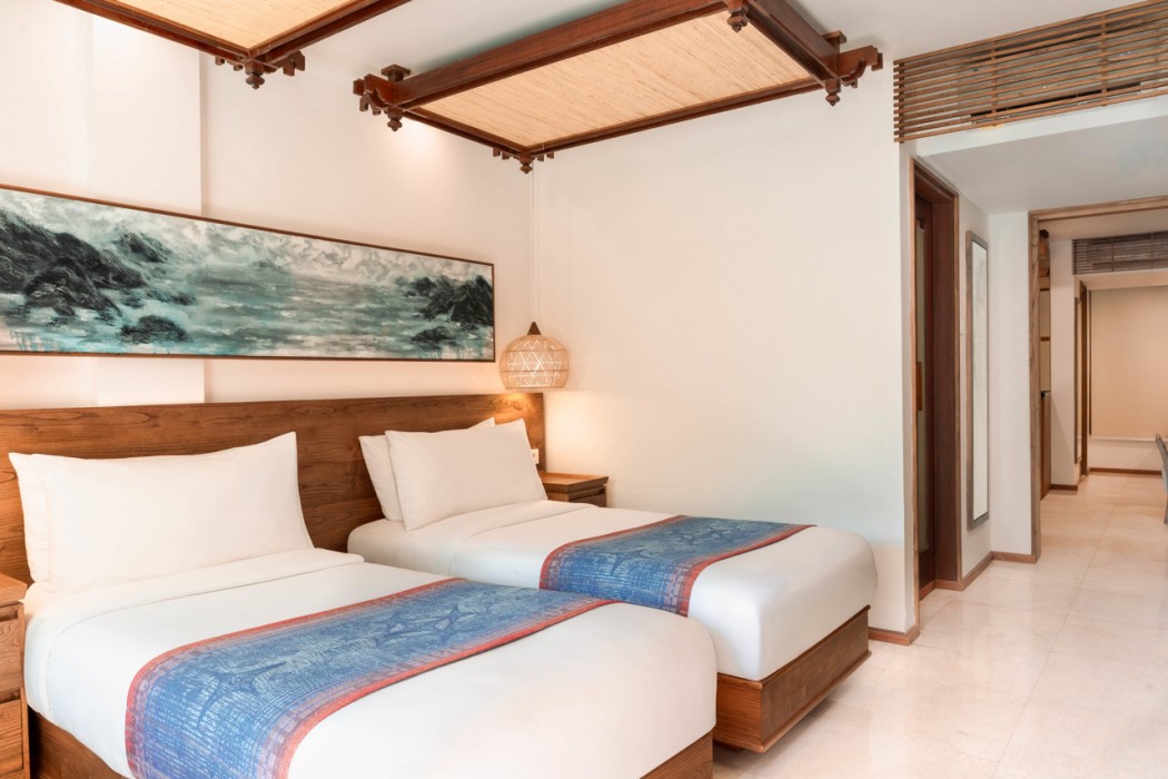 LEGIAN BEACH HOTEL 26/57