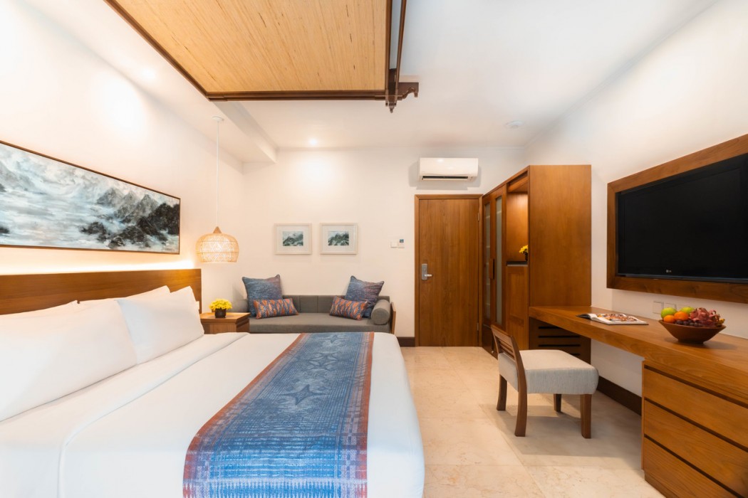 LEGIAN BEACH HOTEL 34/57