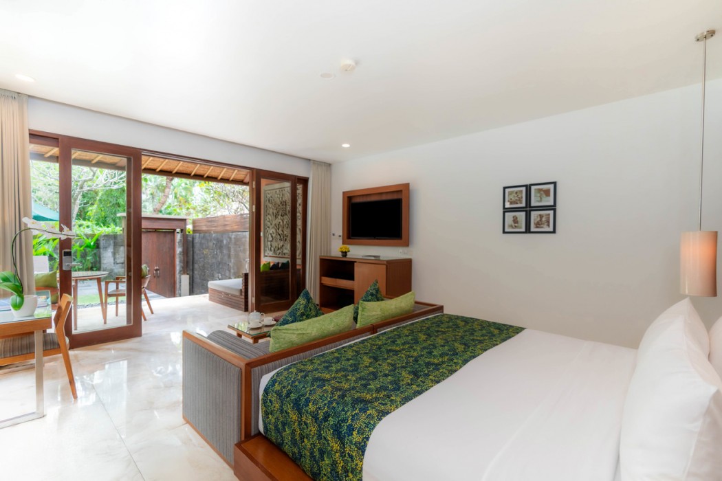 LEGIAN BEACH HOTEL 21/57