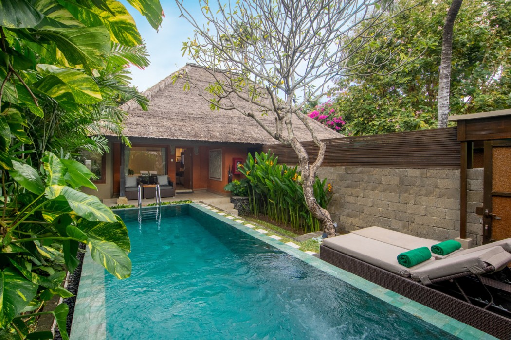 LEGIAN BEACH HOTEL 19/57