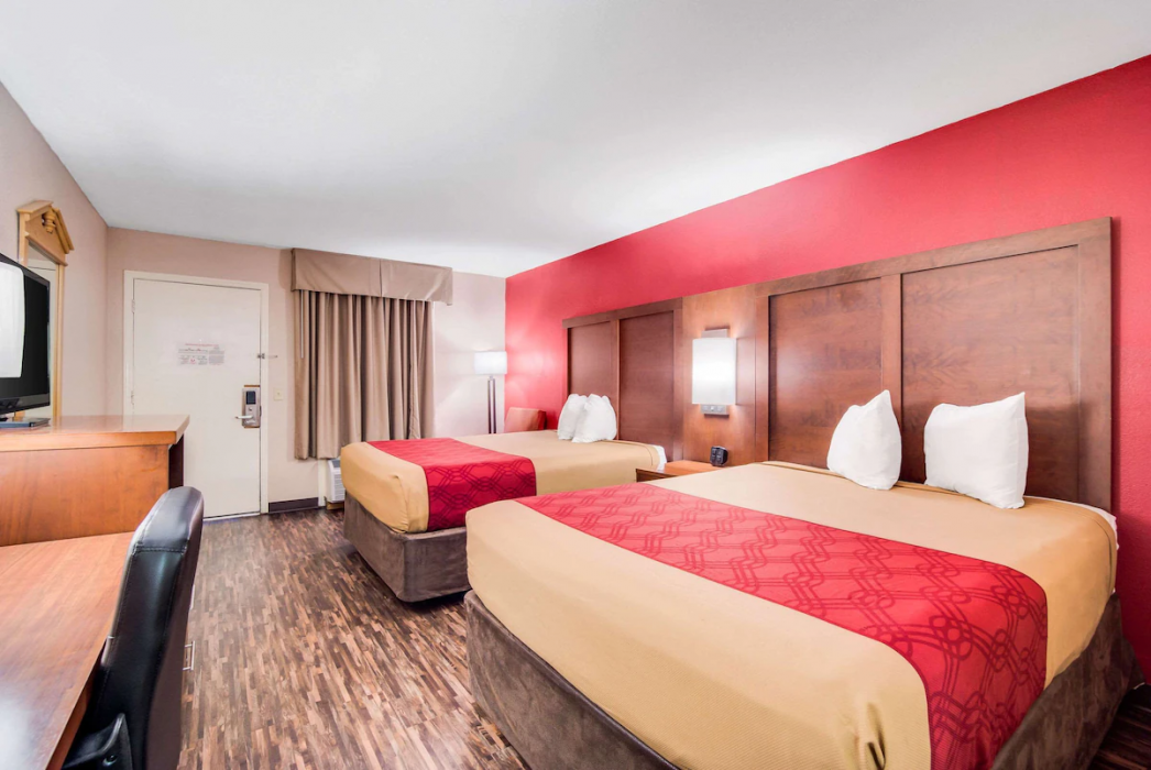 Econo Lodge Walterboro I-95, SC 11/17