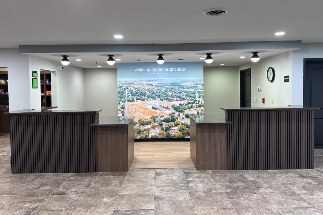 La Quinta Inn & Suites by Wyndham Minot 7/41