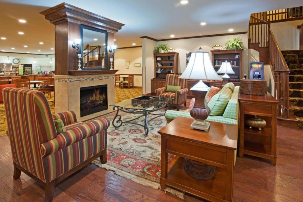 Country Inn & Suites By Radisson, Minot, ND 3/24