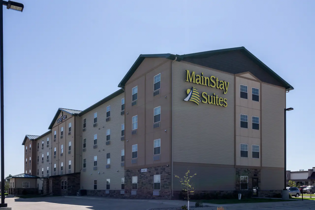 MainStay Suites Williston ND 2/58