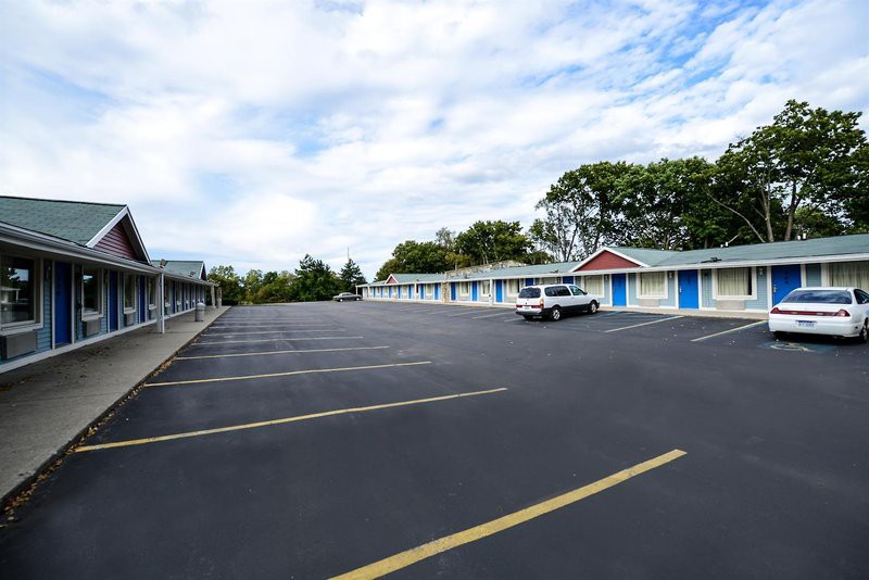 Americas Best Value Inn Suites Jackson Mi 3/18