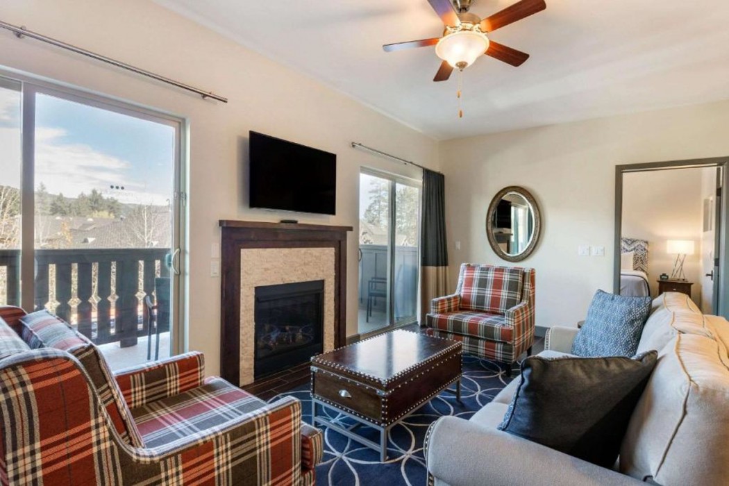 Bluegreen Vacations Big Bear Village, an Ascend Collection Resort 12/25