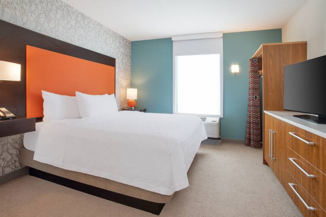 Home2 Suites by Hilton Charlotte I-77 Tyvola Rd 18/36