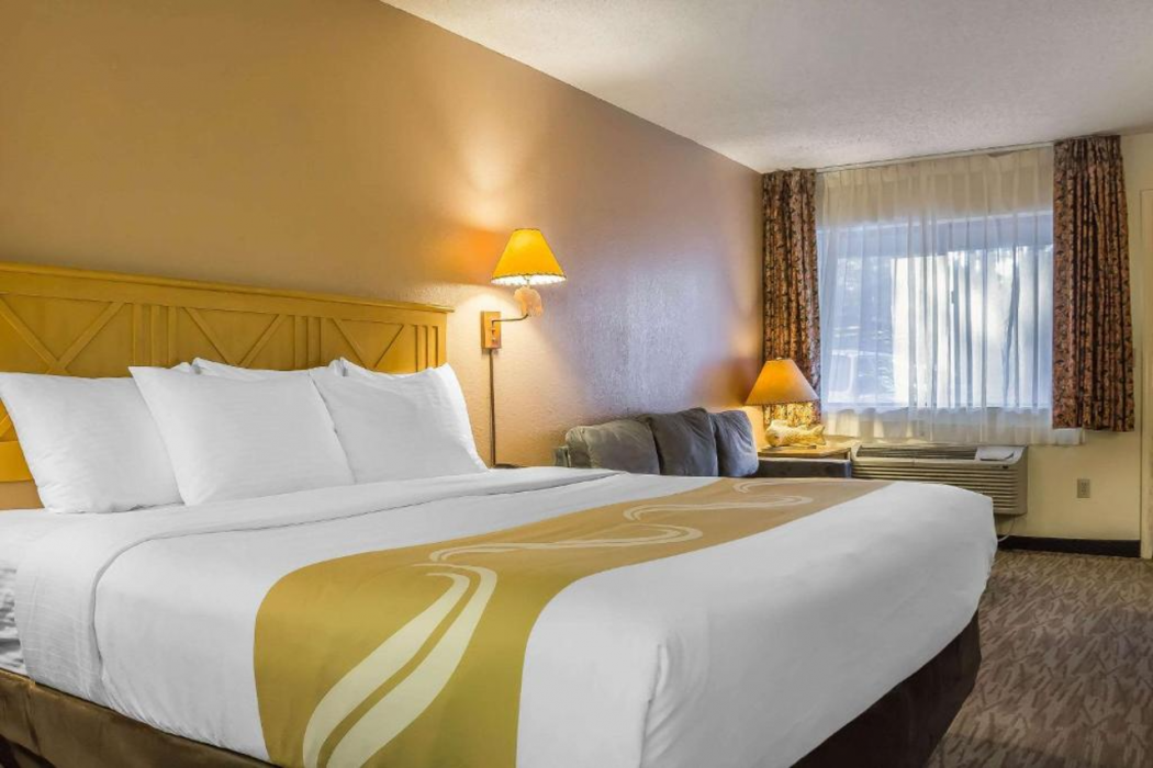 Quality Inn Pinetop Lakeside 10/17