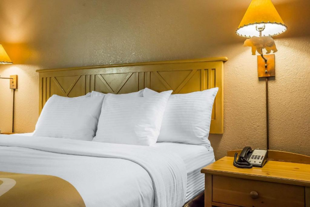 Quality Inn Pinetop Lakeside 11/17