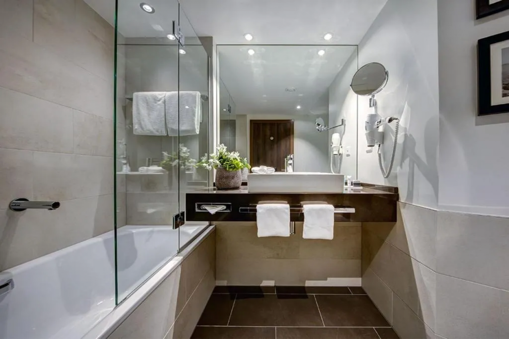 Hotel Beaulac 9/20