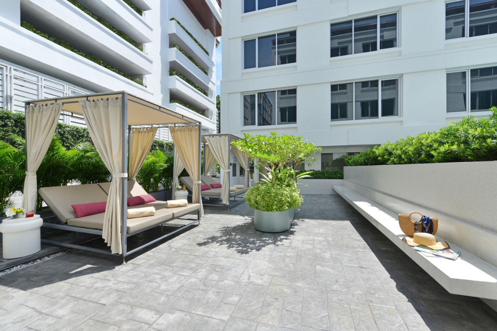 Centre Point Hotel Sukhumvit 10 70/114