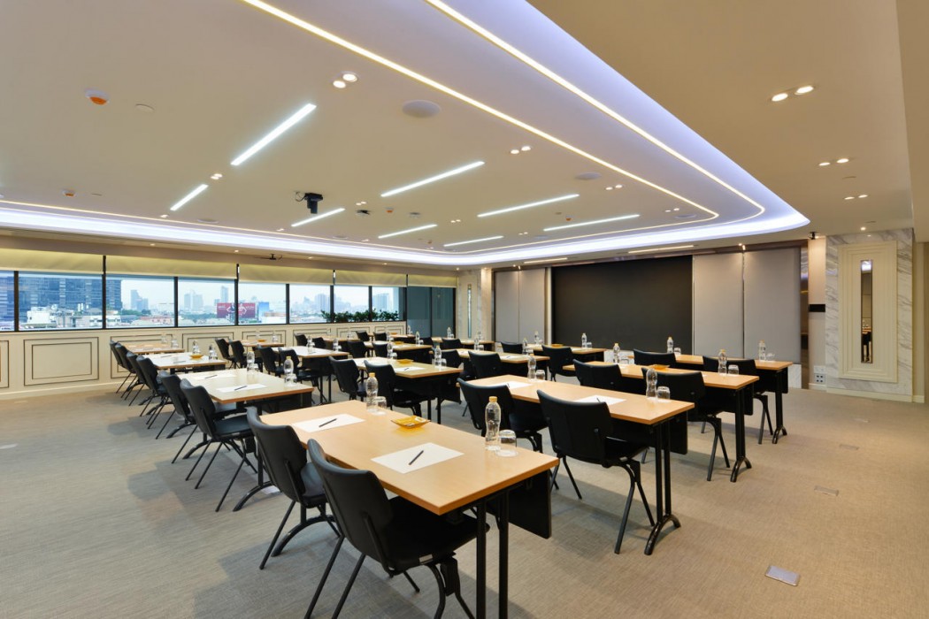 Centre Point Plus Hotel Silom 34/76