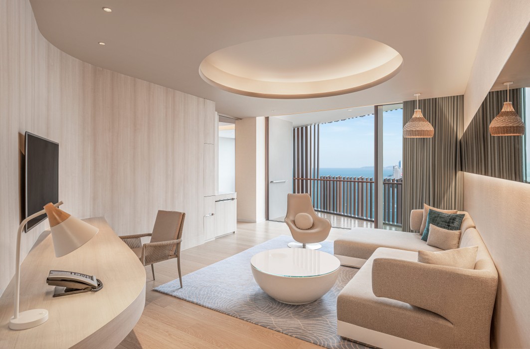 Hilton Pattaya 19/80