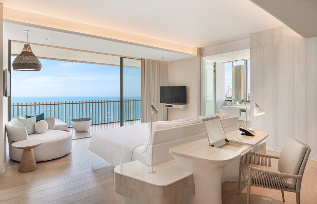 Hilton Pattaya 14/80