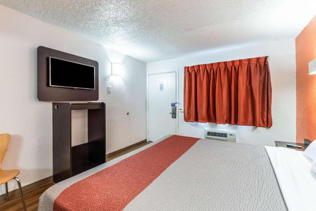 Motel6 North Richland Hills, TX 17/61
