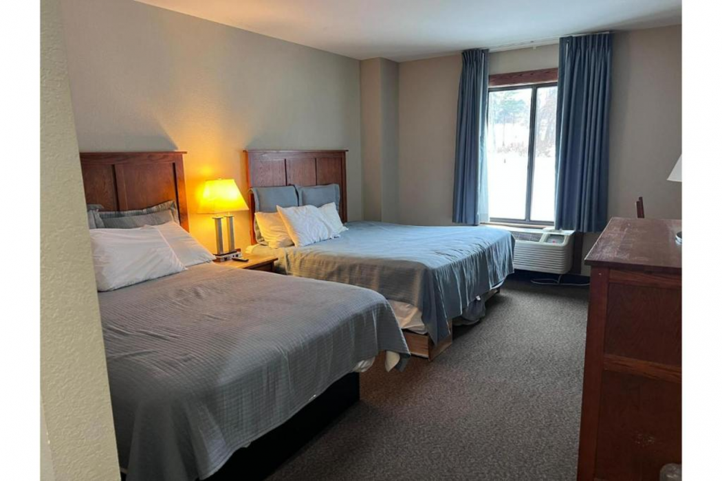 Pleasant Night Inn Carthage Near Fort Drum 14/21