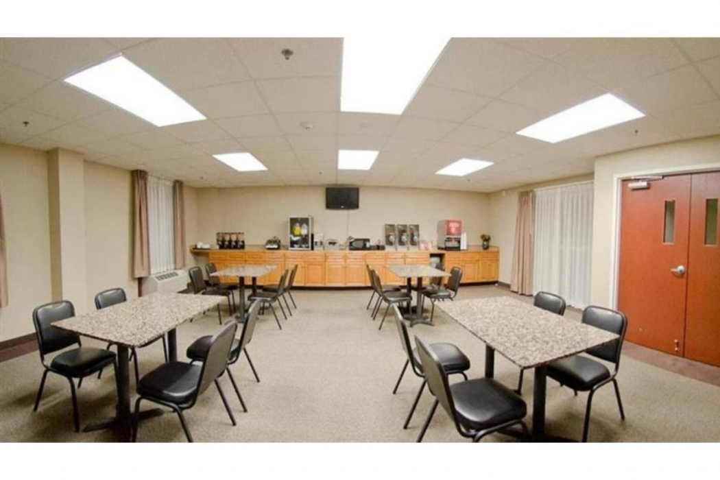 Pleasant Night Inn Carthage Near Fort Drum 17/21