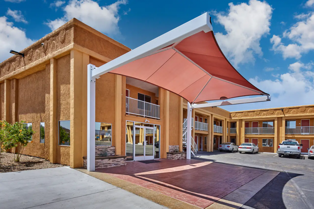 Quality Inn Parker, AZ 2/14