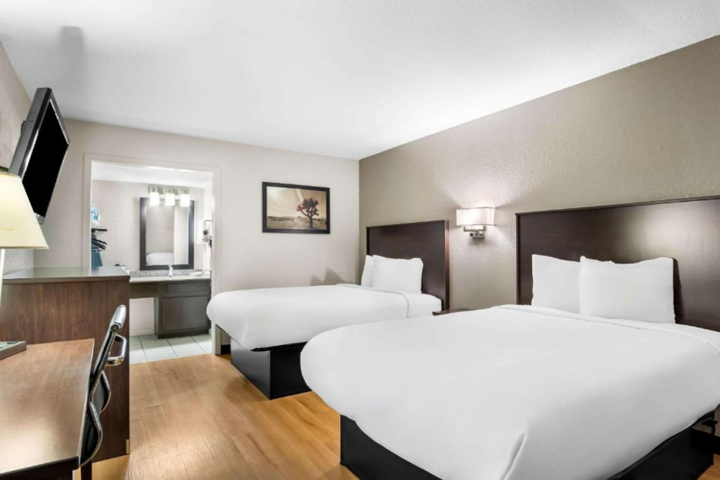 Rodeway Inn Waco Downtown near University TX 8/22