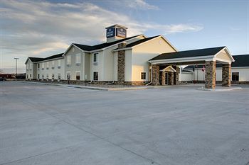 Cobblestone Hotel And Suites Broken Bow 1/51