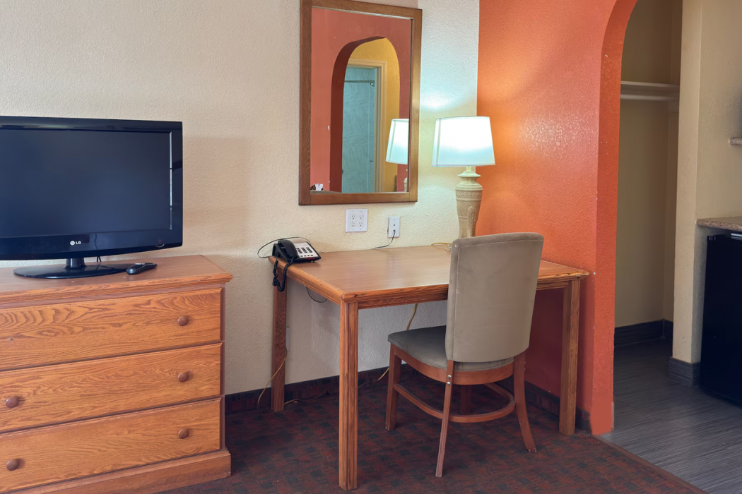 Travelodge by Wyndham Lubbock 7/32