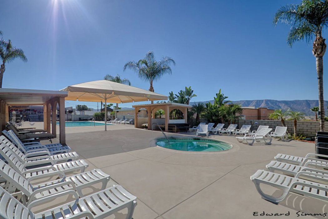 Econo Lodge Lake Elsinore 1/22