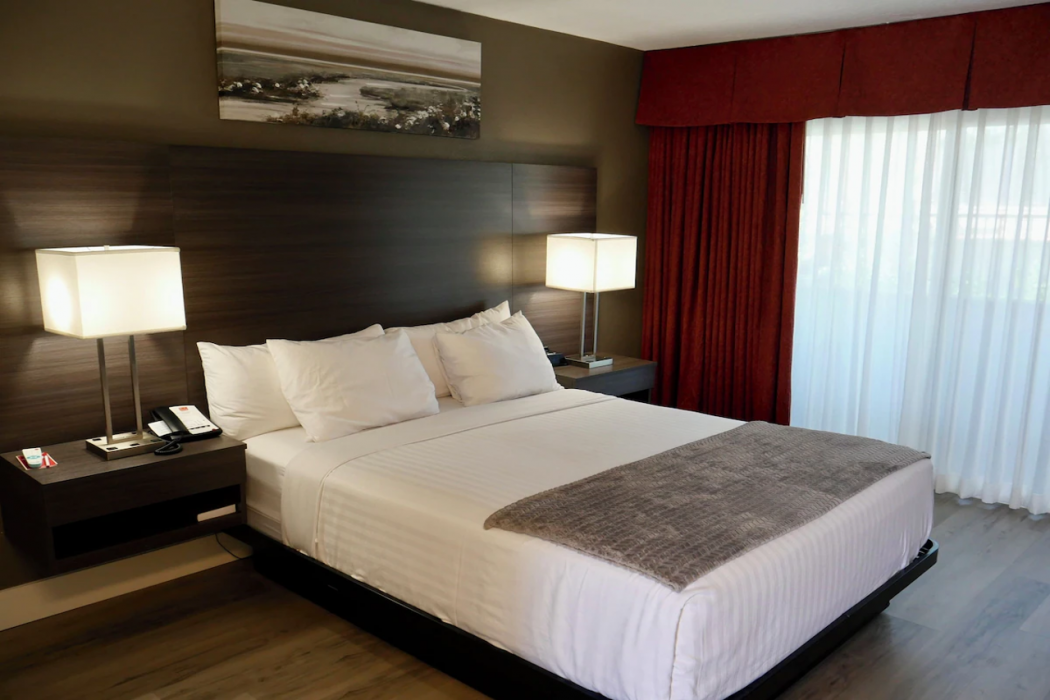 Econo Lodge Lake Elsinore 11/22