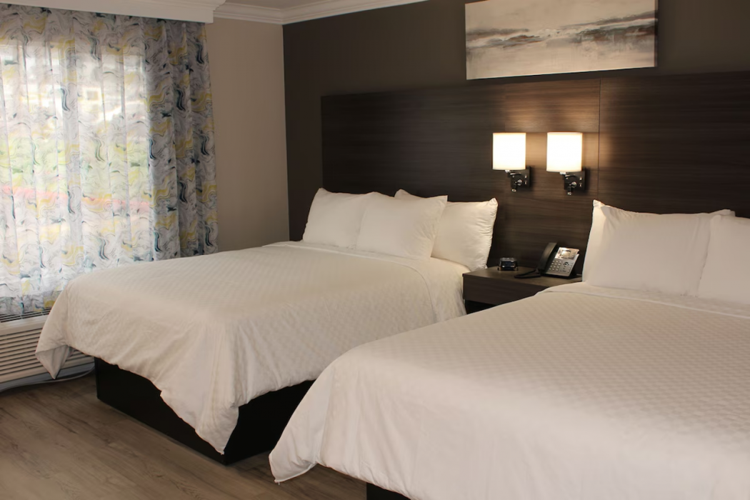Econo Lodge Lake Elsinore 10/22