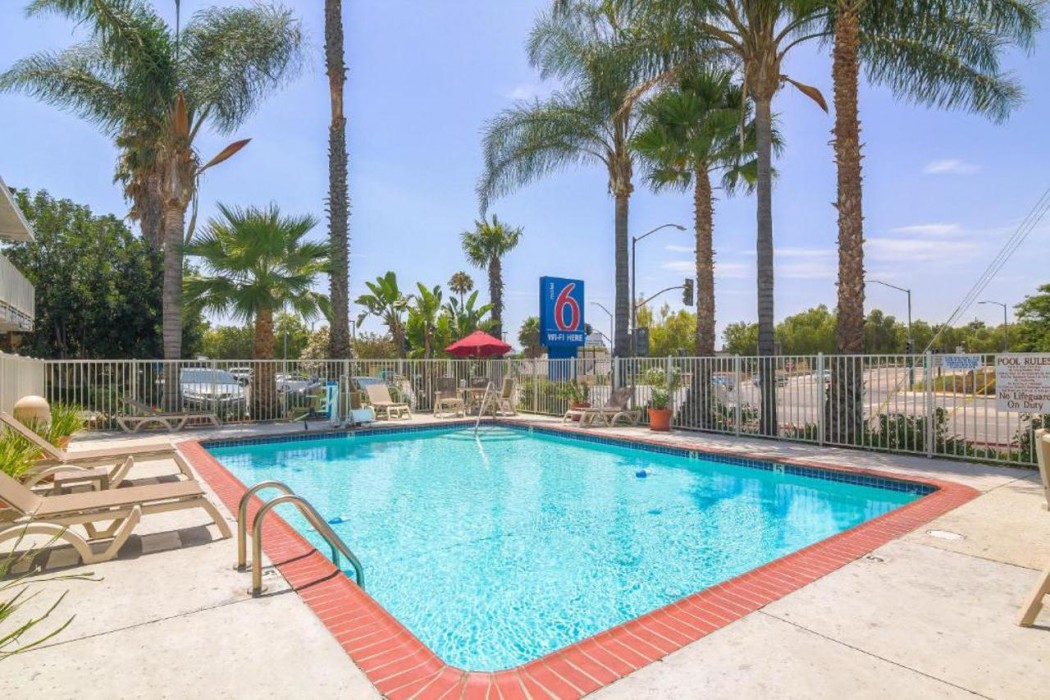 Motel6 Simi Valley, CA 33/50