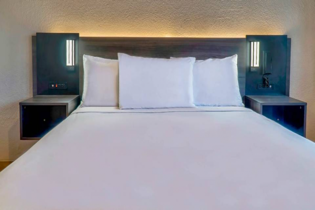 Motel6 El Monte, CA - Los Angeles 15/59
