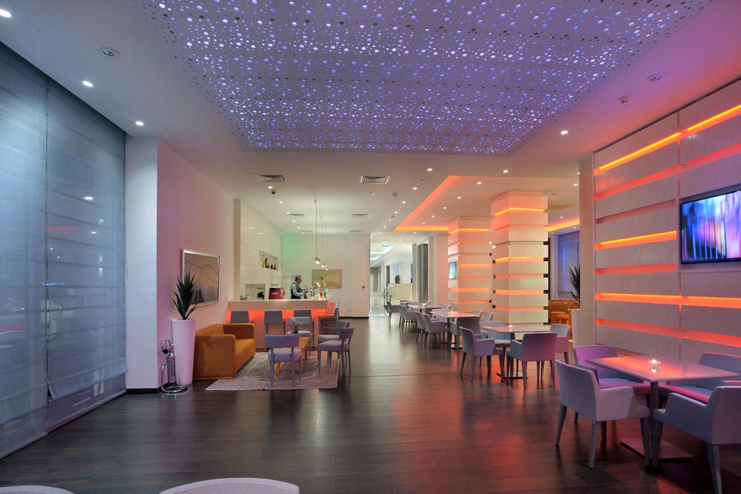 Nestor Hotel 36/85