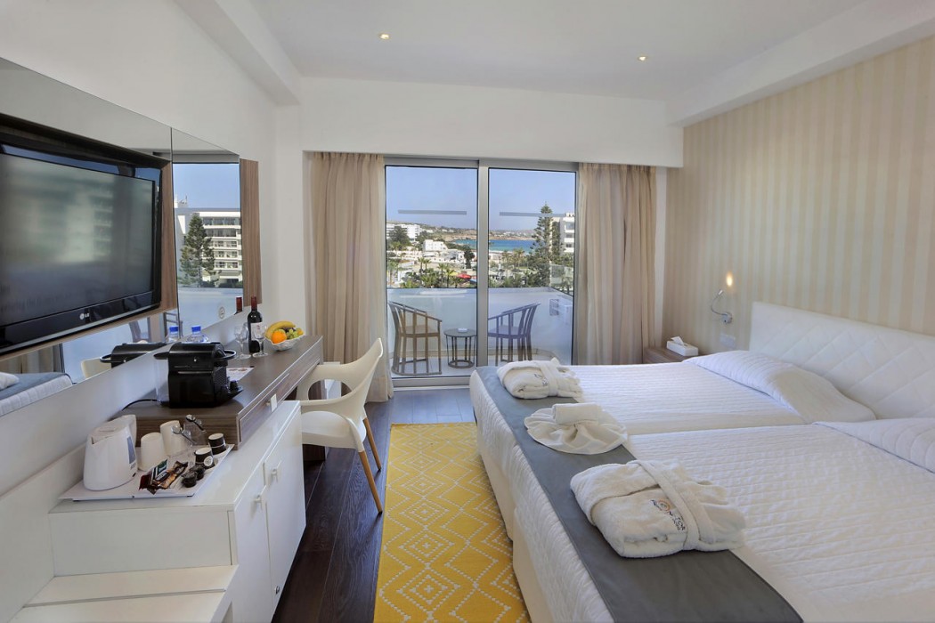 Nestor Hotel 24/85