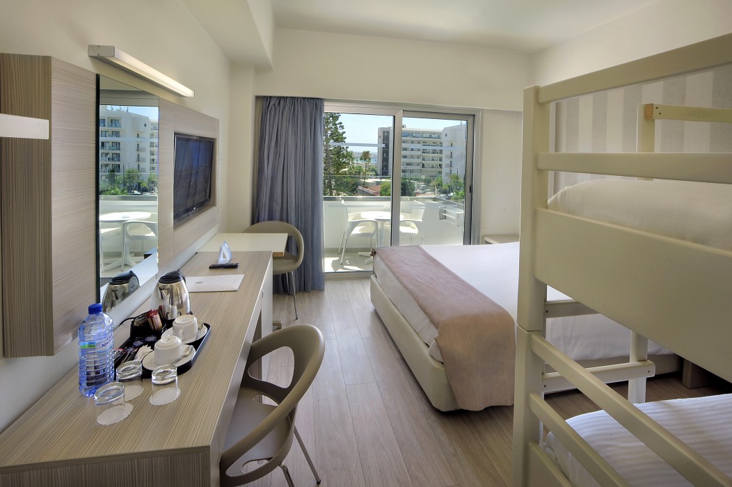 Nestor Hotel 22/85