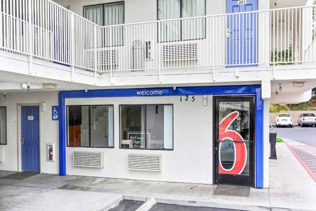 Motel6 Watsonville, CA - Monterey Area 2/64