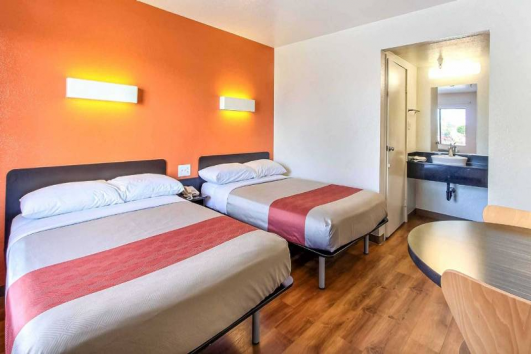 Motel6 Watsonville, CA - Monterey Area 17/64