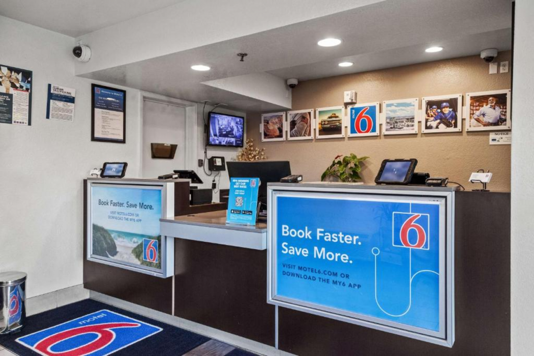 Motel6 San Luis Obispo, CA - South 7/51