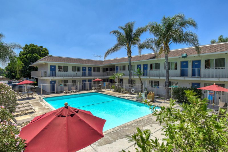Motel6 Jurupa Valley, CA - Riverside West 31/44
