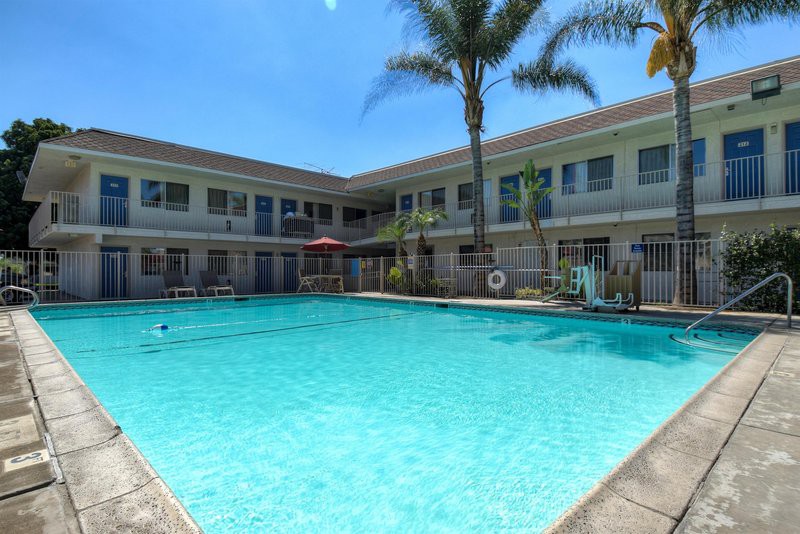 Motel6 Jurupa Valley, CA - Riverside West 29/44