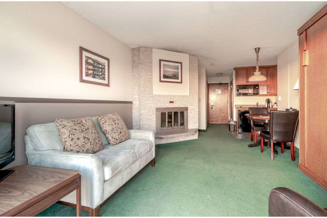 Chateau Westport Resort 19/63