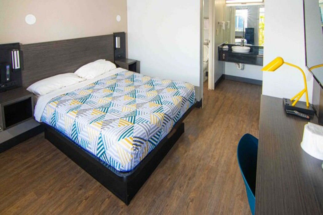 Motel6 Lantana/West Palm Beach, FL 16/60