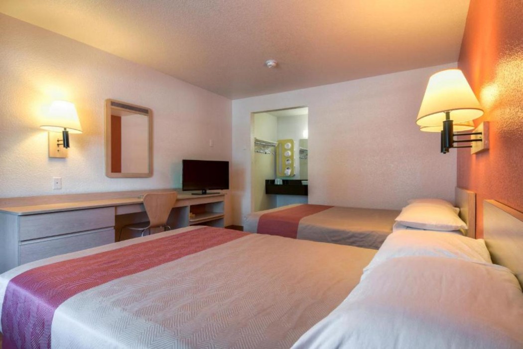 Motel6 San Dimas, CA - Los Angeles 10/46