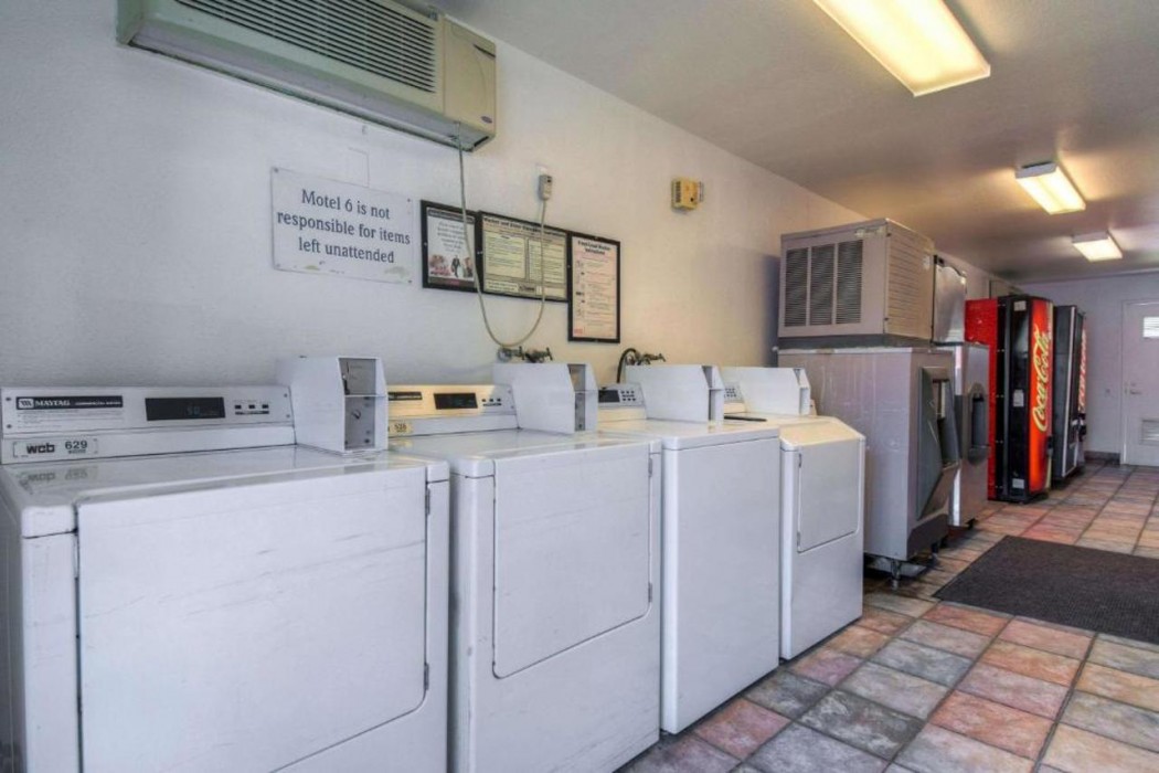 Motel6 San Dimas, CA - Los Angeles 25/46