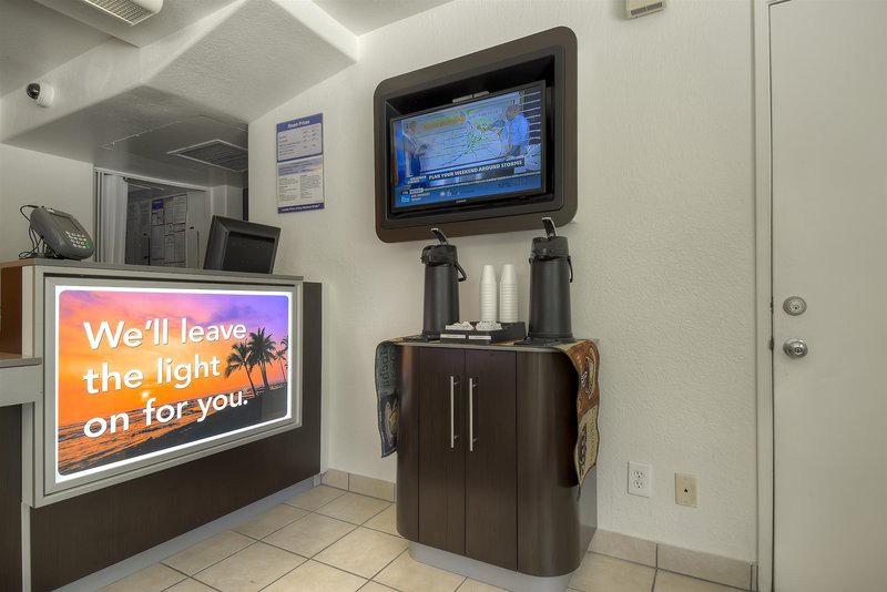 Motel6 San Bernardino, CA - North 11/58