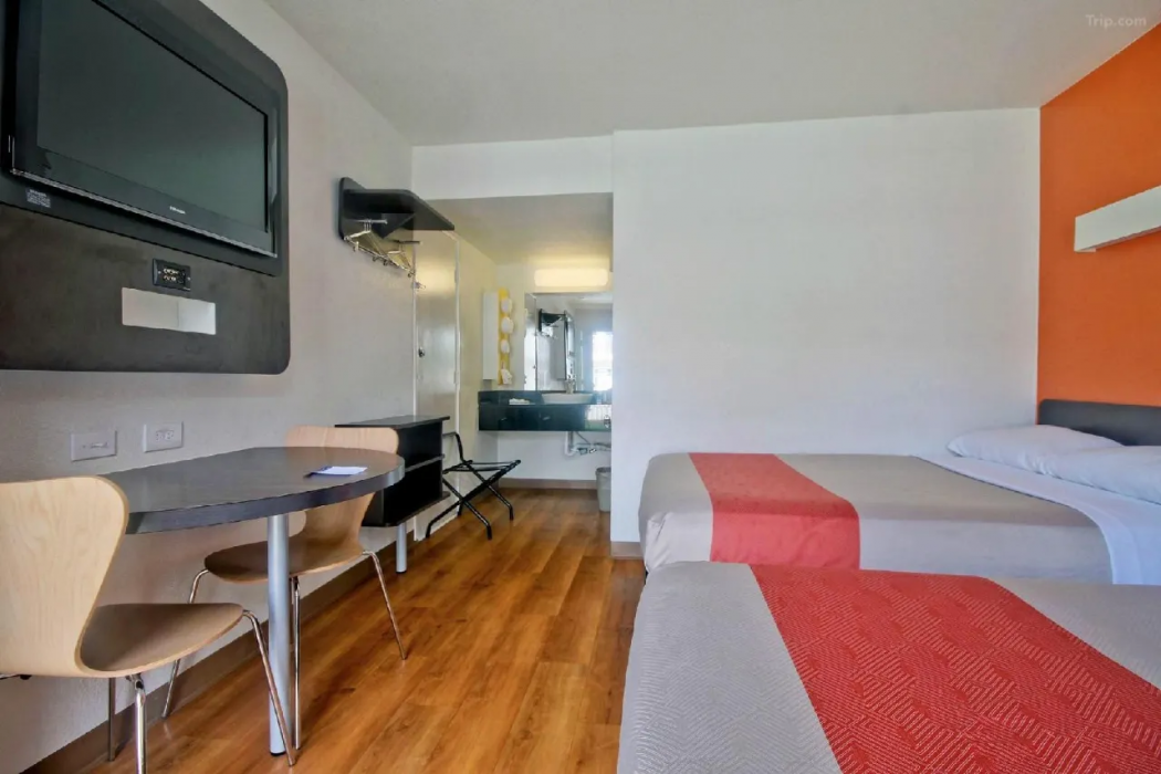 Motel6 Dania Beach, FL 15/59