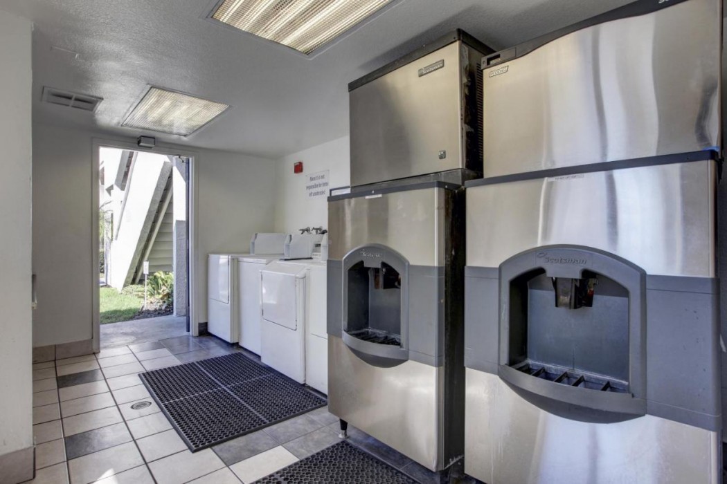 Motel6 Bellflower, CA - Los Angeles 43/65