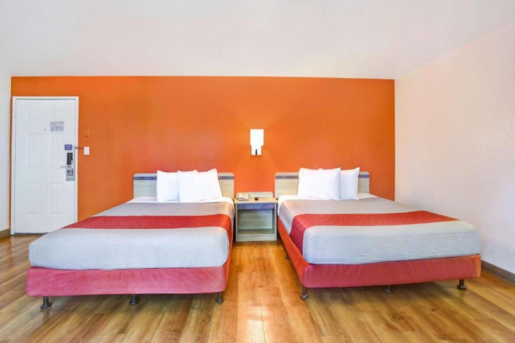 Motel6 Fremont, CA – North 17/58