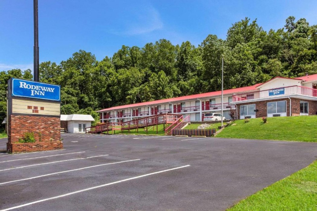 Rodeway Inn South Point OH 1/19