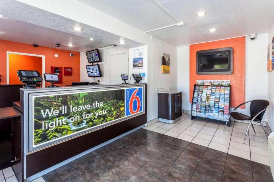 Motel6 Sacramento, CA - Downtown 6/60