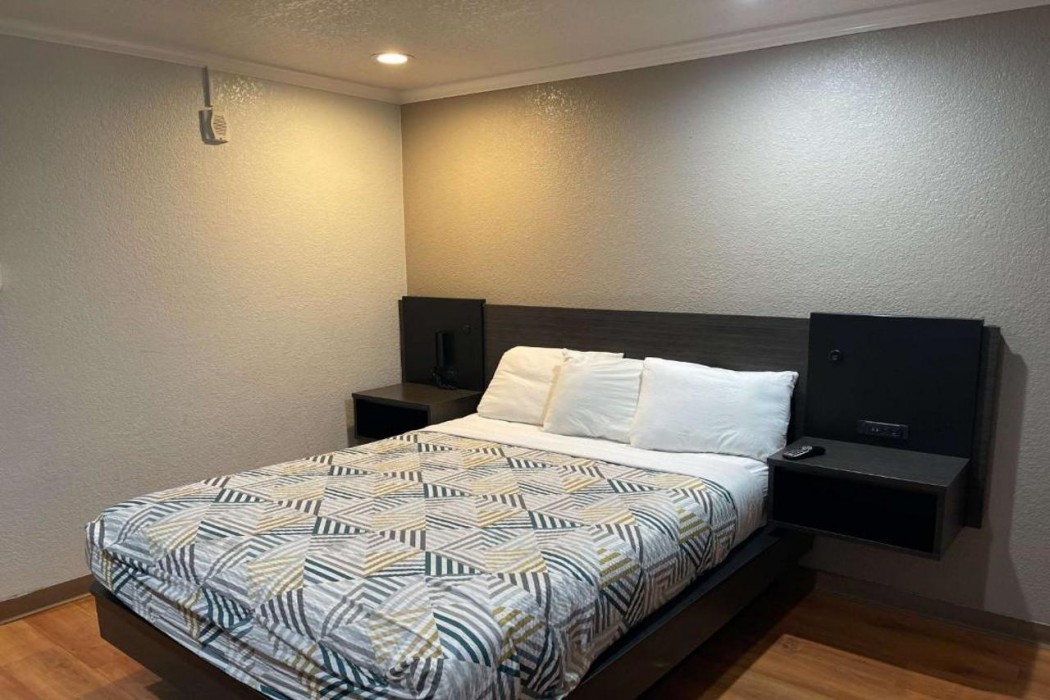 Motel6 Sacramento, CA - Downtown 11/60
